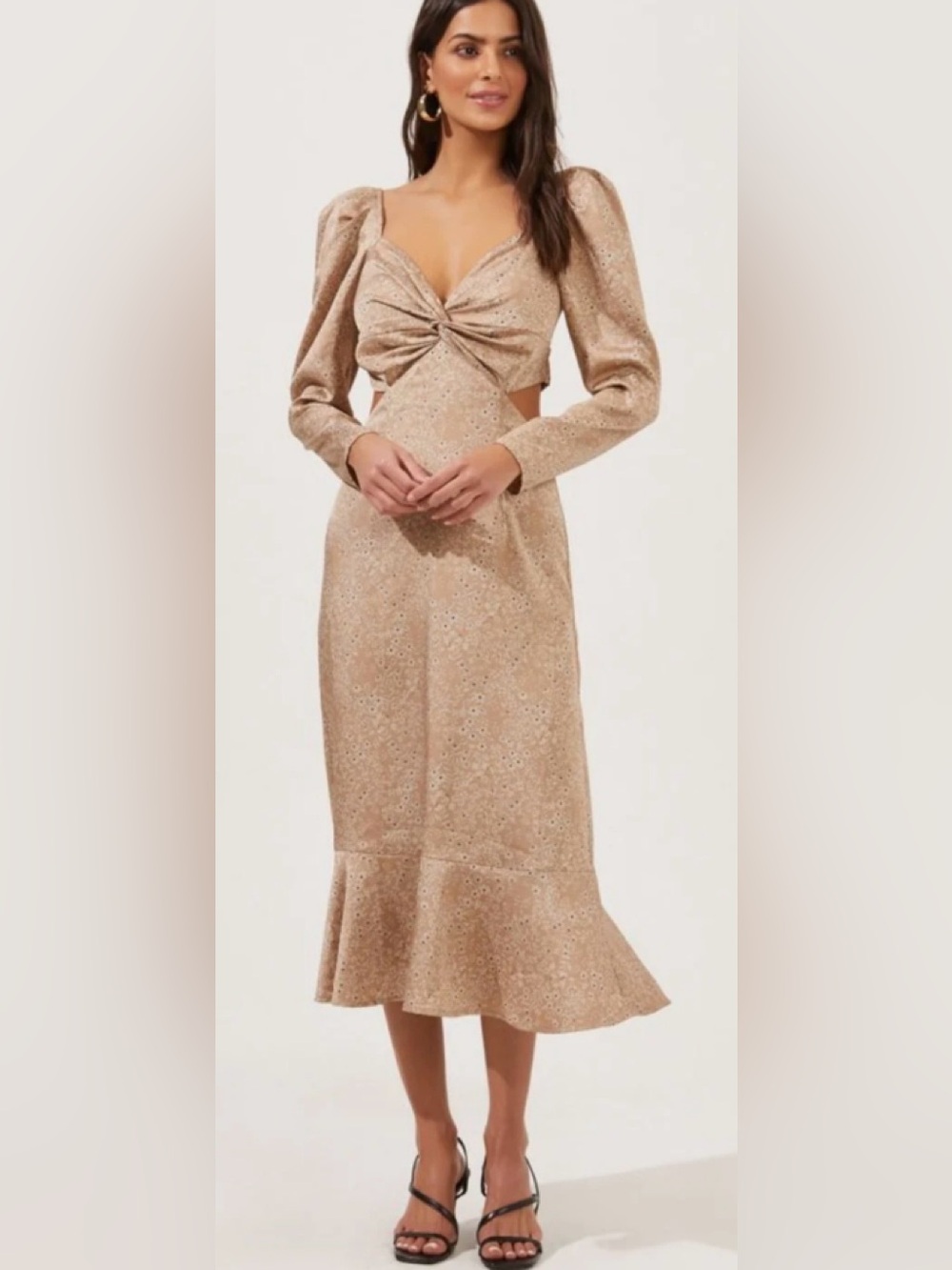 NWT ASTR the Label Lainie Twist Front Satin Floral Puff Sleeve Midi Dress M